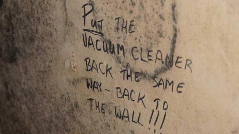 17/05/2016 - Damn, It's Creepy - Haunted-House-of-Horrors12.jpg