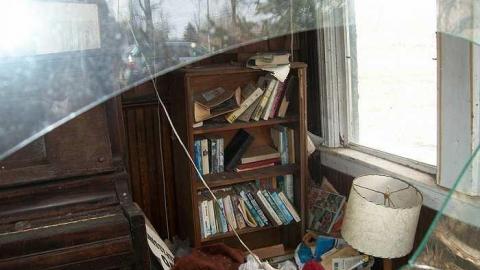 hidden treasure - 100_4016.jpg