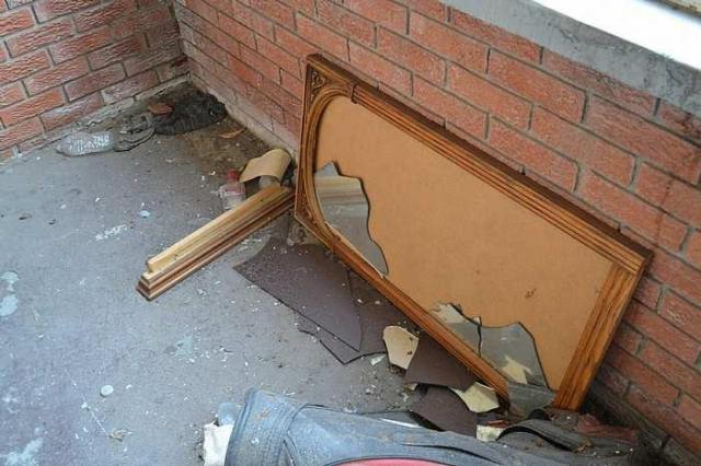 Ribs And Razors photo 3