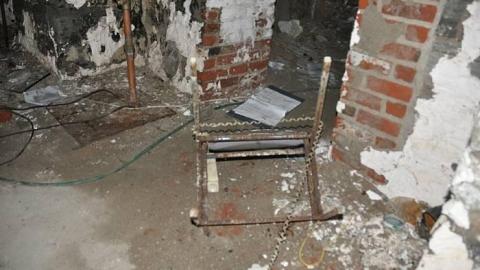 Century Manor - Century-Manor-Asylum331.jpg