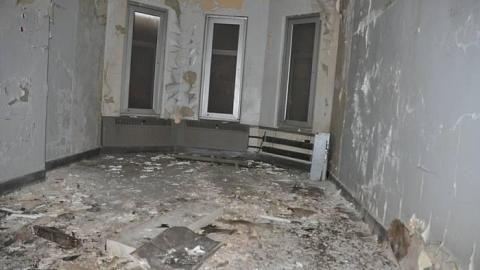 Century Manor - Century-Manor-Asylum334.jpg