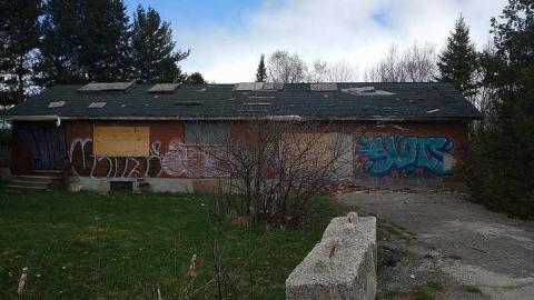 Both houses  - IMG_20160508_131424768.jpg