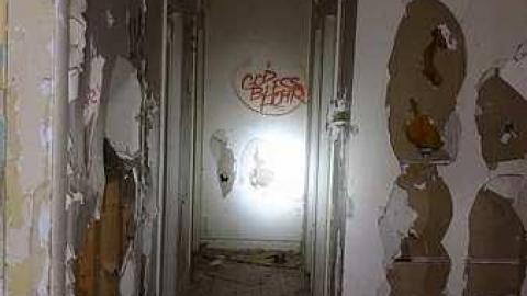 Both houses  - IMG_20160508_132124904.jpg