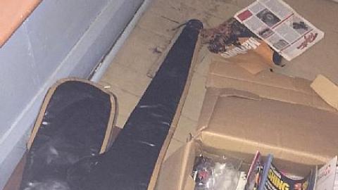 Awesome Stuff - Banished-Family-House14.jpeg