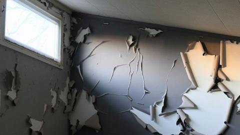 Retro House - x-IMG_1378.jpg