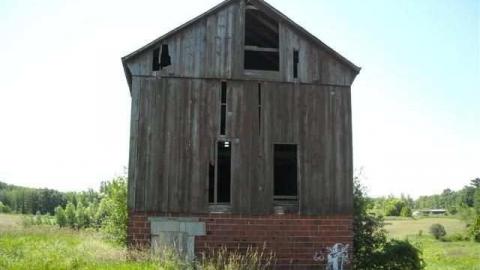 A House Too Far... photo 5