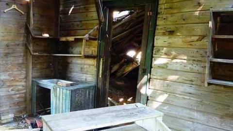 Inside from Outside - P1060409.jpg