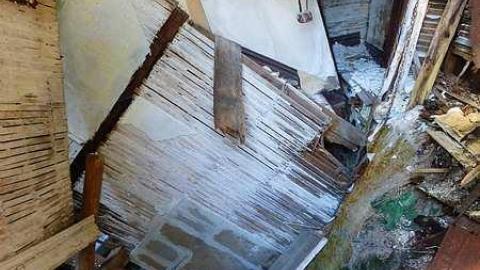 Inside from Outside - P1060421.jpg