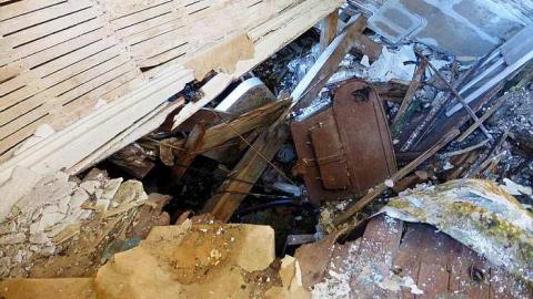 Inside from Outside - P1060423.jpg