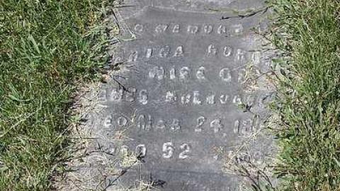 June 2016 - McLaren-Cemetery12.jpg