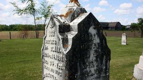 June 2016 - McLaren-Cemetery16.jpg