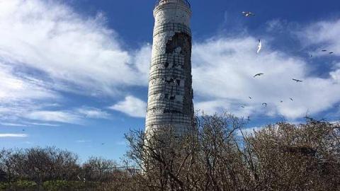 Canoe Expedition - Nottawasaga-Lighthouse3.jpg