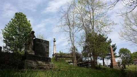 May 2016 - Newburgh-Crypts3.jpg