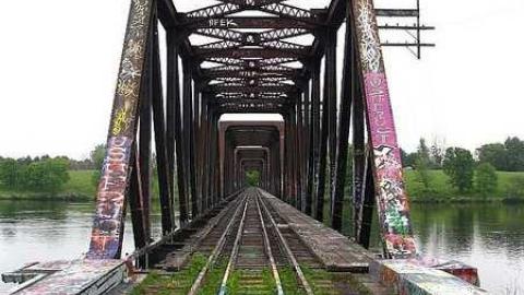 Summer 2016 - Prince-of-Wales-Bridge65.jpg