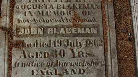 Soon The Flowers Of Life Decay - Potters-Pioneer-Cemetery22.jpg