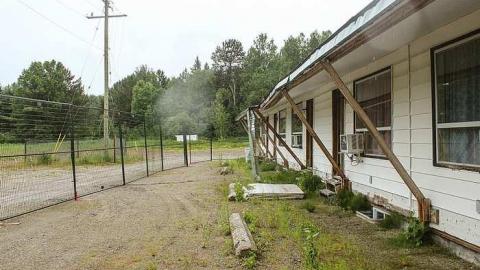 July 2016 - MoeZeOn-Inn12.jpg