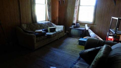 Stone's Throw - P1060820.jpg