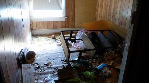 Stone's Throw - P1060824.jpg