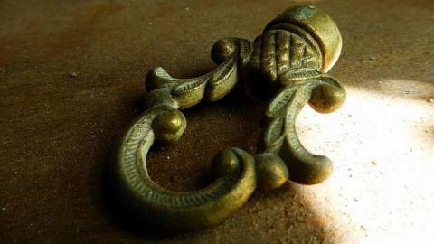 Stone's Throw - P1060833.jpg