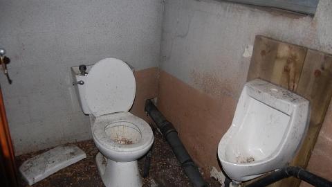 July  2016 - Car-shop37.jpeg