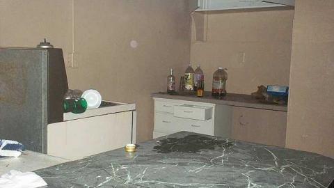 2891 apts - 112_0982.jpg