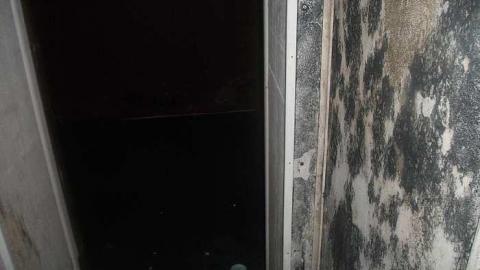 frat house - DSCF3542.jpg