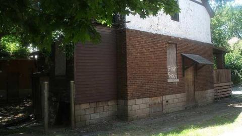 352 house - DSCF3572.jpg