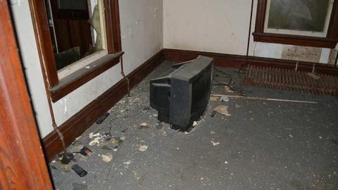 July 2016 - Non-Chalaunt28.jpg