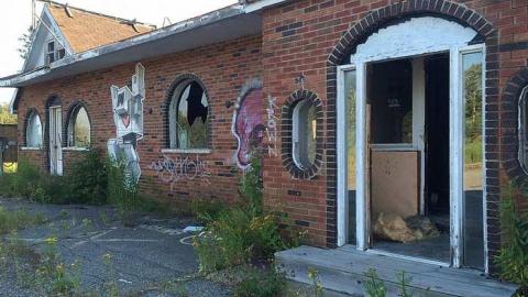 Check In - Motel-Longbranch21.jpg