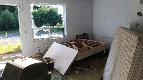 Check In - Motel-Longbranch160.jpg