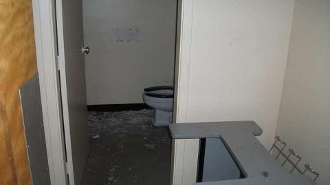 delivery place - DSCF3806.jpg