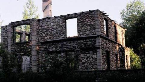 The Castle - 008_7A.jpg