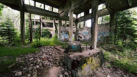 July 31, 2016 - Donald-(ghost-chemical-plant)71.jpg