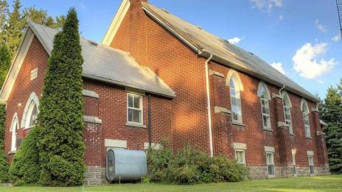 Pray For Mail - Broadview-United-Church4.jpg