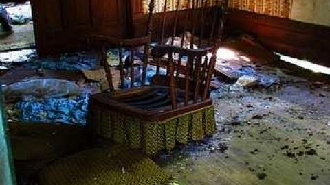 Buzzin' - Brick-house-on-Mulmur-Line-463.jpg