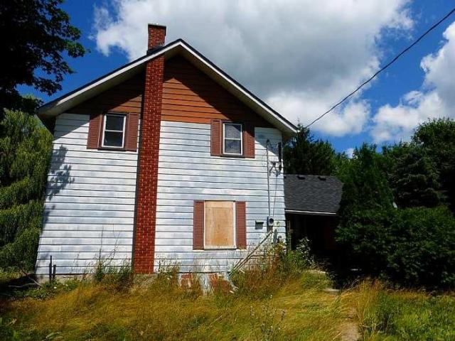 Luther And The Silo - Wellington North, Ontario - Ominous