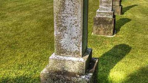 Lie Down Thou Weary One - Oxford-Centre-United-Ch-Cemetery16.jpg