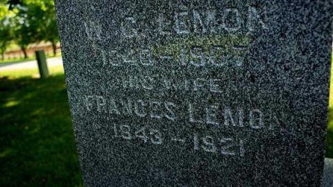 Lie Down Thou Weary One - Oxford-Centre-United-Ch-Cemetery17.jpg