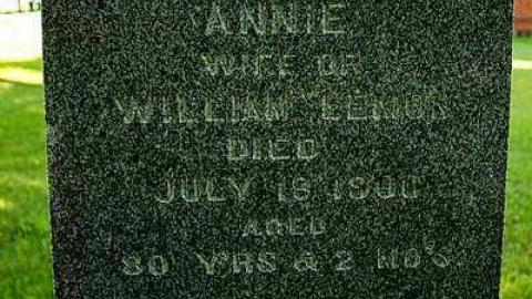 Lie Down Thou Weary One - Oxford-Centre-United-Ch-Cemetery14.jpg