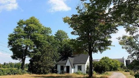 August 2016 - Put-Your-Feet-Up-and-Relax4.jpg