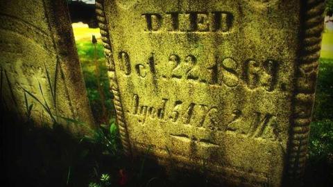 Downtown Cheapside - Cheapside-Baptist-ChurchCemetery12.jpg