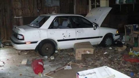 Smashed - Beeton-is-Trashed-Big-Time43.jpg