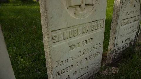 Downtown Cheapside - Cheapside-Baptist-ChurchCemetery17.jpg