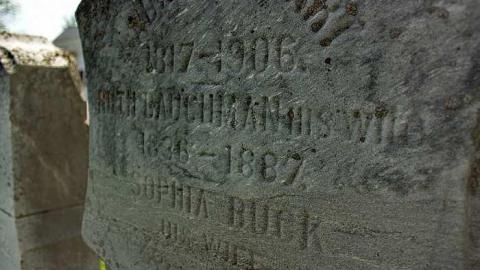 Downtown Cheapside - Cheapside-Baptist-ChurchCemetery34.jpg