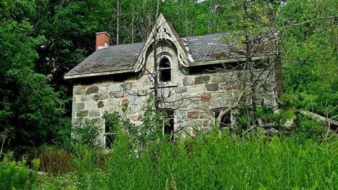 Aug 2016 - Beautiful-Stone-House174.jpg