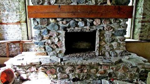 Aug 2016 - Beautiful-Stone-House178.jpg