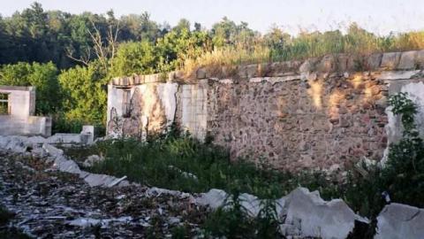 July 2011 - 006_4A.jpg