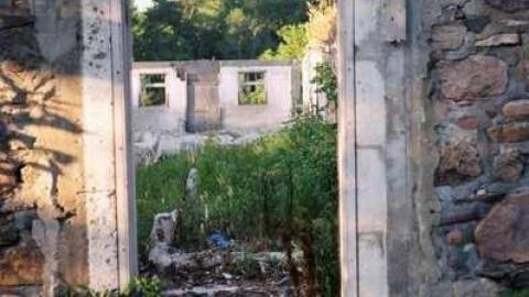 July 2011 - 012_10A.jpg