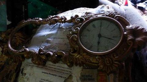 Gooey Goodness - Moldy-Getaway23.jpg