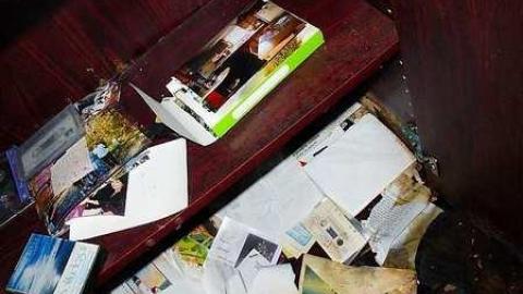 Gooey Goodness - Moldy-Getaway32.jpg